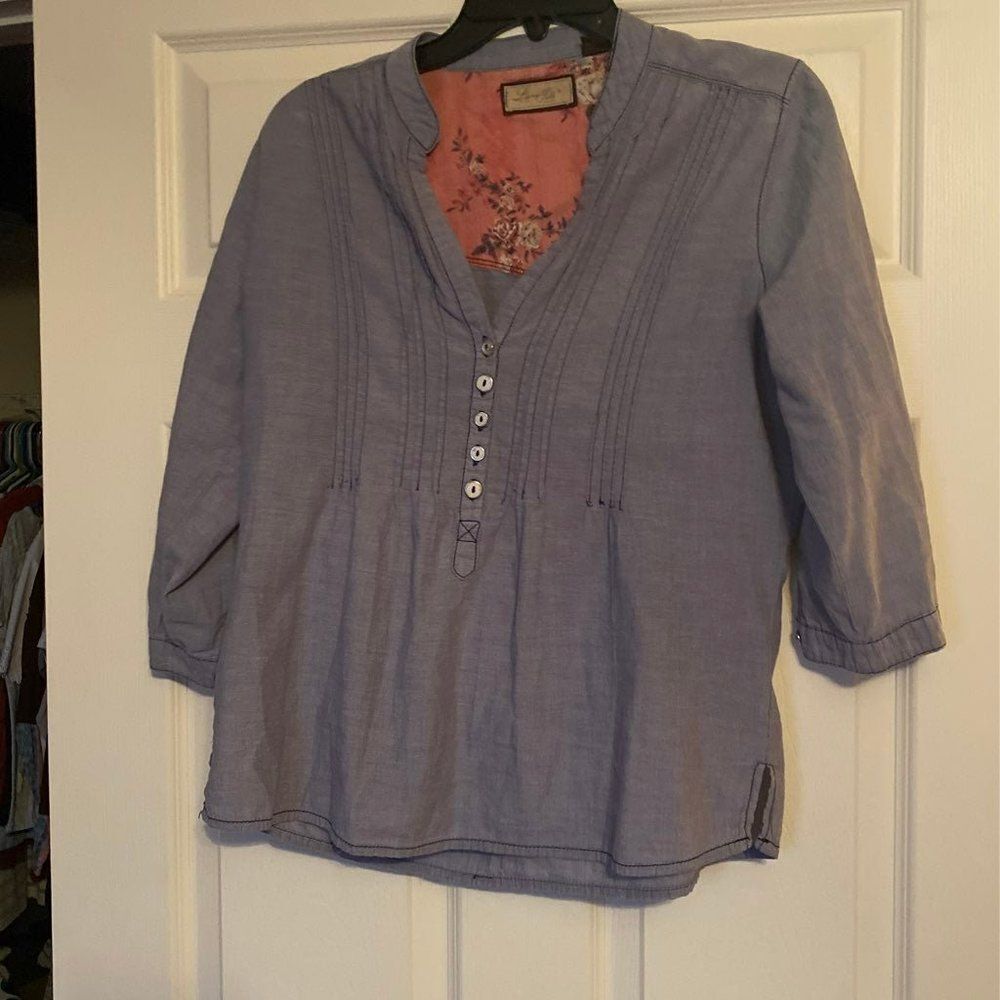 Legacy falls Blouse M